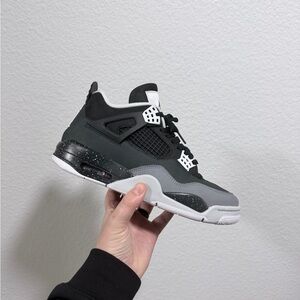 Jordan retro 4 fear